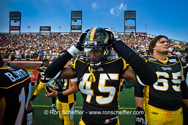 Hamilton Tiger-Cats linebacker Nathan Kanya